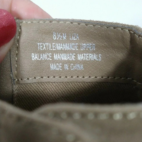 Nicole Bootie Ankle Boot Women Size 8.5 M Brown Zip Close Faux Suede Round Toe - Picture 8 of 9